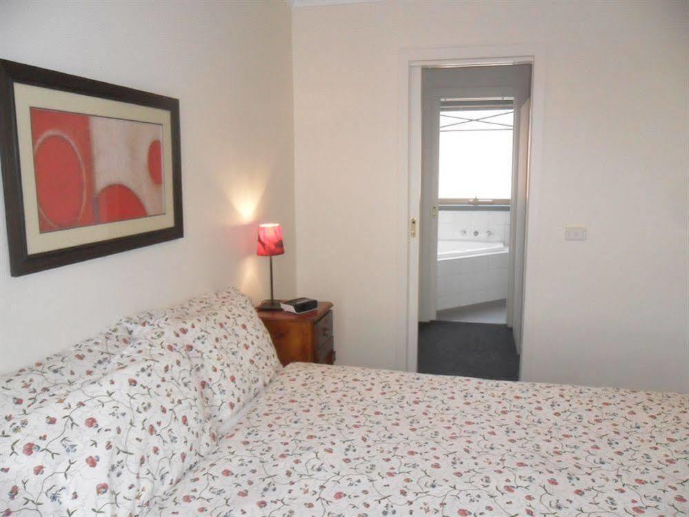 Box Hill Studio Apartment 2 Kültér fotó